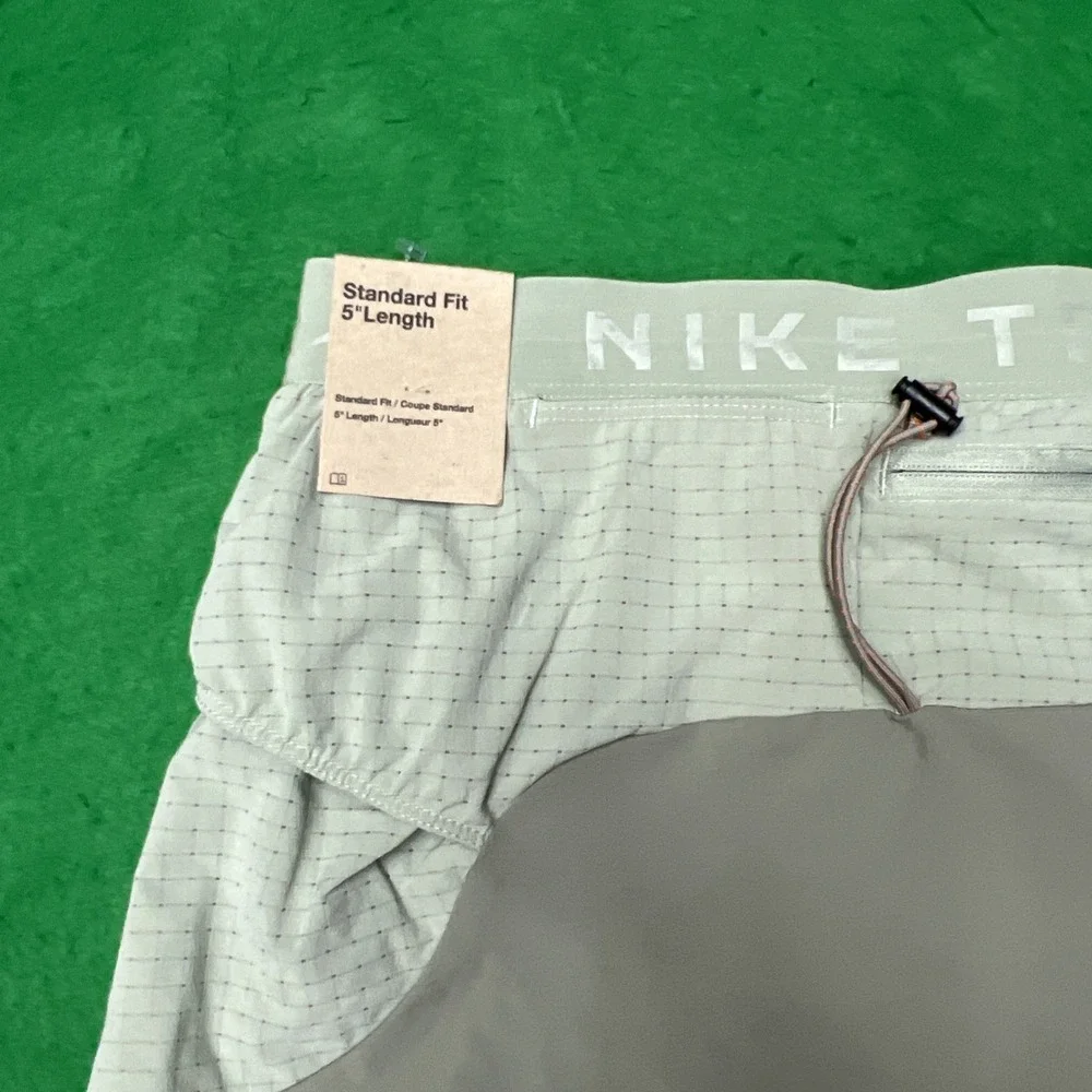 Nike Trail Second Sunrise Men's 5'' Dri-FIT ADV Running Shorts Size Large